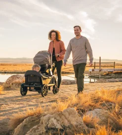 Hot Autositz Adapter (Cybex/Maxi-Cosi/Nuna) schwarz Kinder Adapter