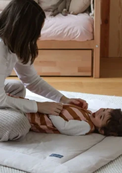 Outlet Krabbeldecke Mini Piqué 120 x 120 cm Kinder Spielmatten & Spieldecken|Decken & Kissen