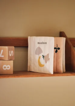 Hot Stoffbuch 'Over the Moon' Lernspielzeug